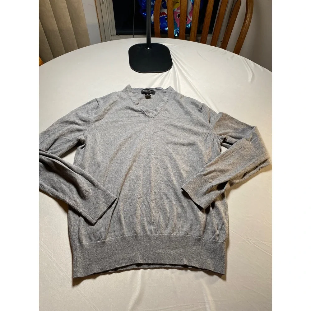 Banana Republic Luxury Blend Silk Cotton Cashmere V-Neck Sweater Grey Mens M